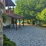 Flory Appartament Con Piscina Apartment