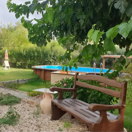 アパート Flory Appartament Con Piscina